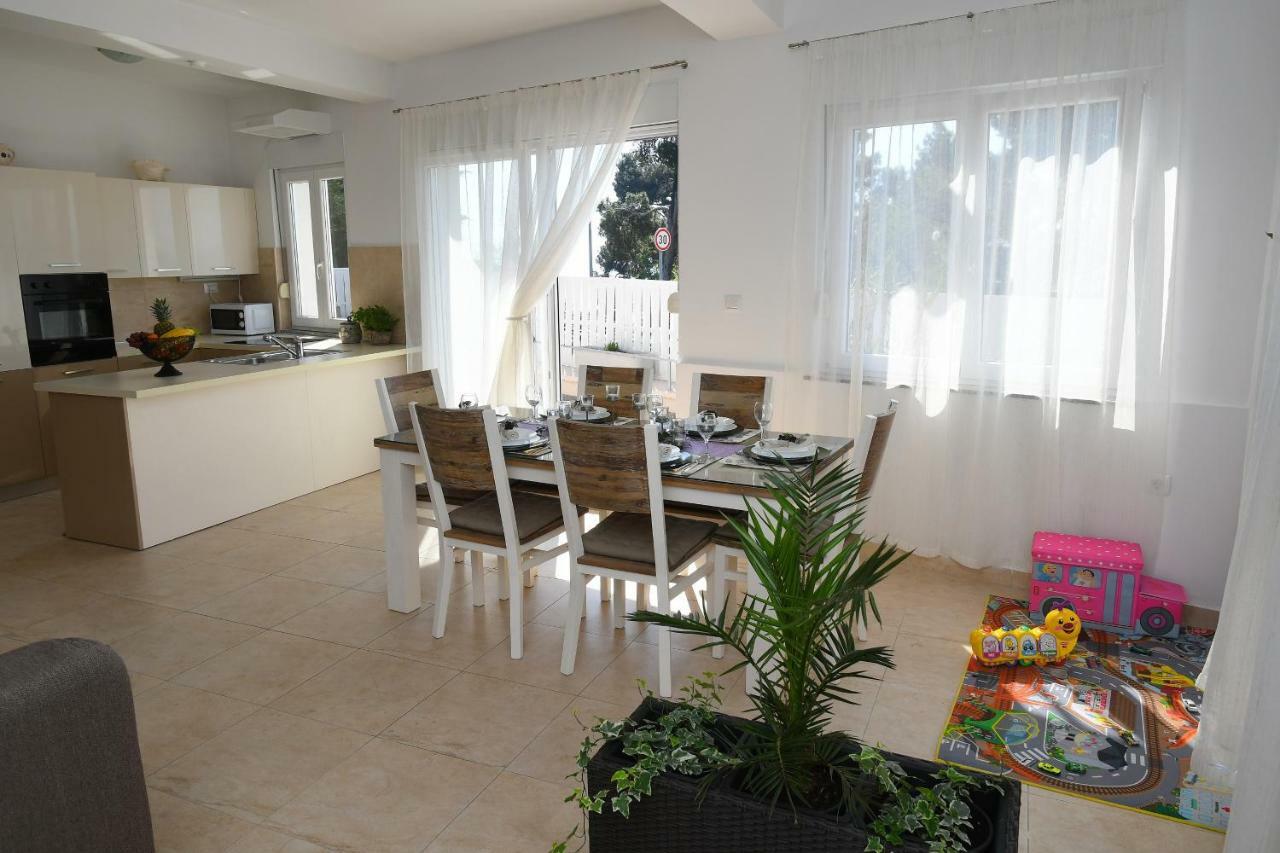 Apartment Libra With Sea View Opatija Exterior foto