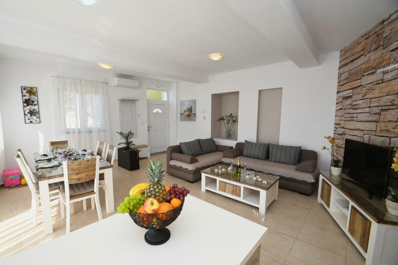 Apartment Libra With Sea View Opatija Exterior foto